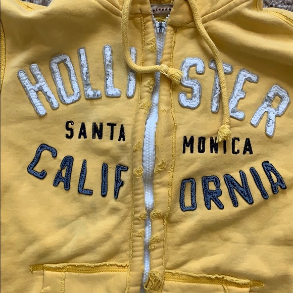 Yellow Hollister jacket - Picture 2 of 5